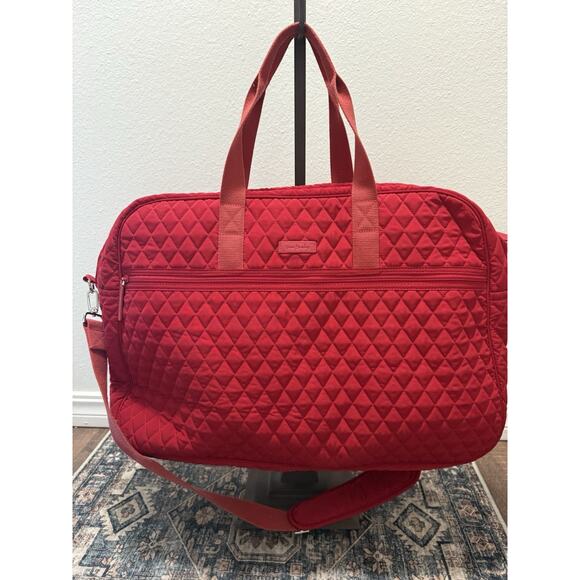 VERA BRADLEY Cardinal Red GRAND WEEKENDER TRAVEL BAG - Picture 1 of 6